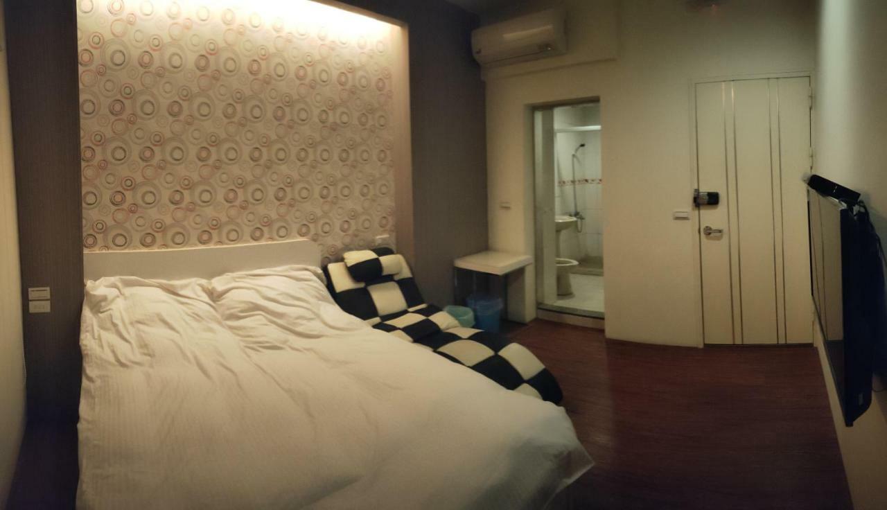 Hotel Yes 17 Luodong Esterno foto