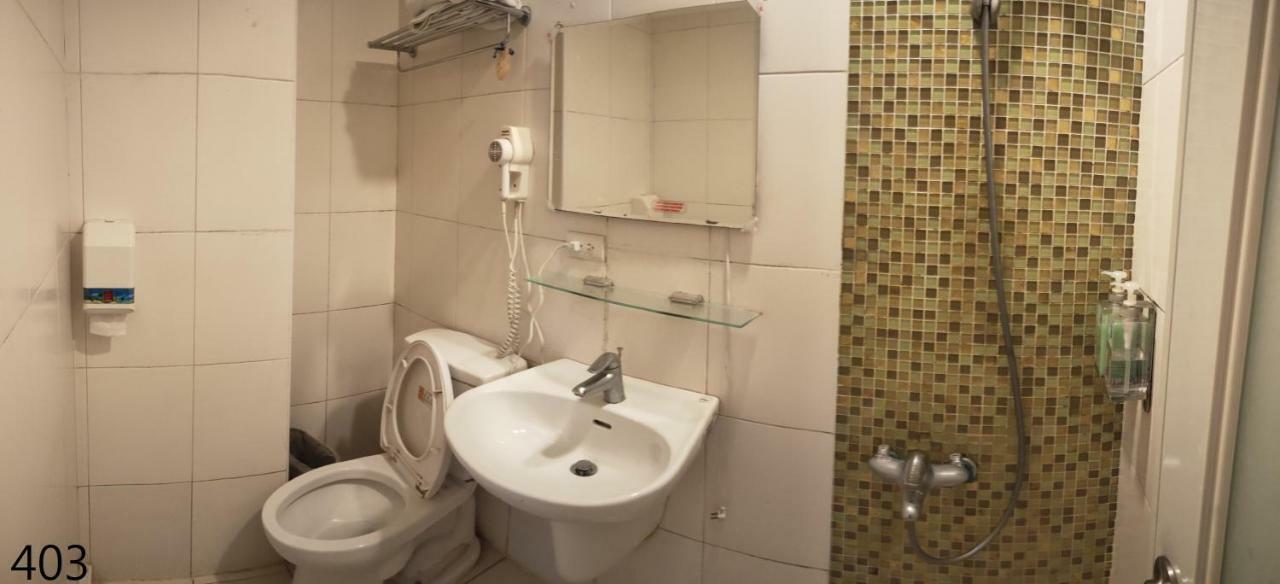 Hotel Yes 17 Luodong Esterno foto