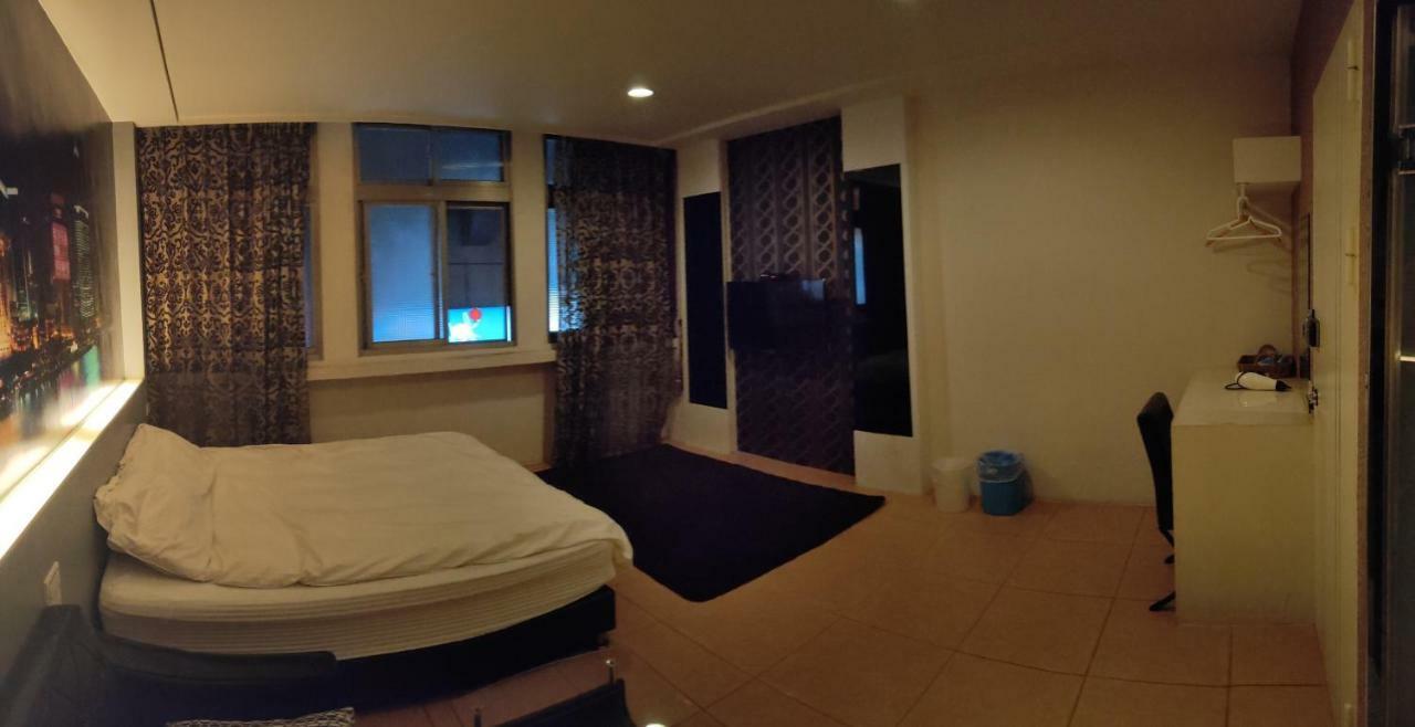 Hotel Yes 17 Luodong Esterno foto