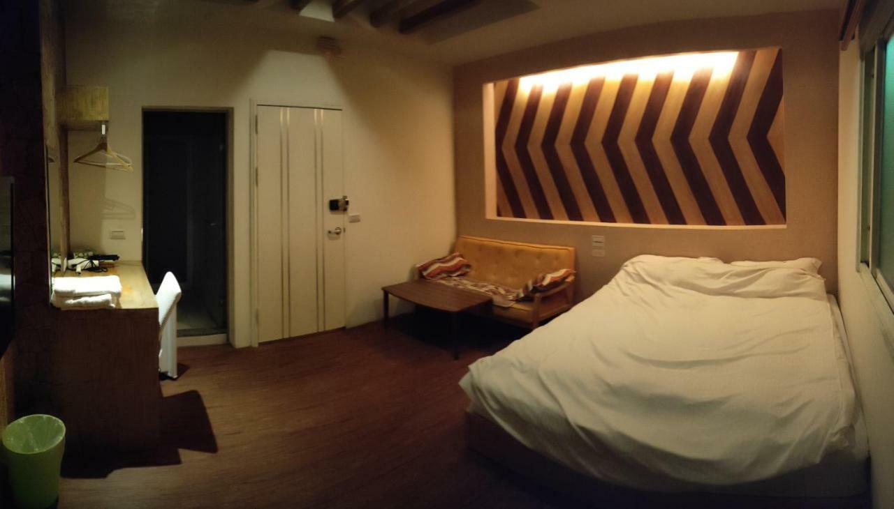 Hotel Yes 17 Luodong Esterno foto